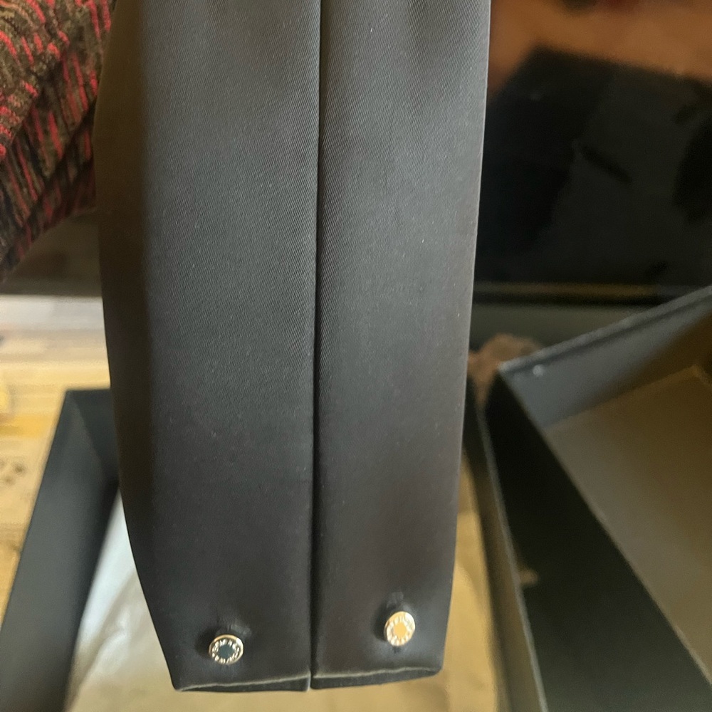 Like new condition box included